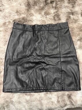 Fashion Nova Black Faux Leather Mini Skirt